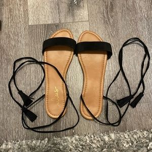 Lulu's tie up sandals, black
